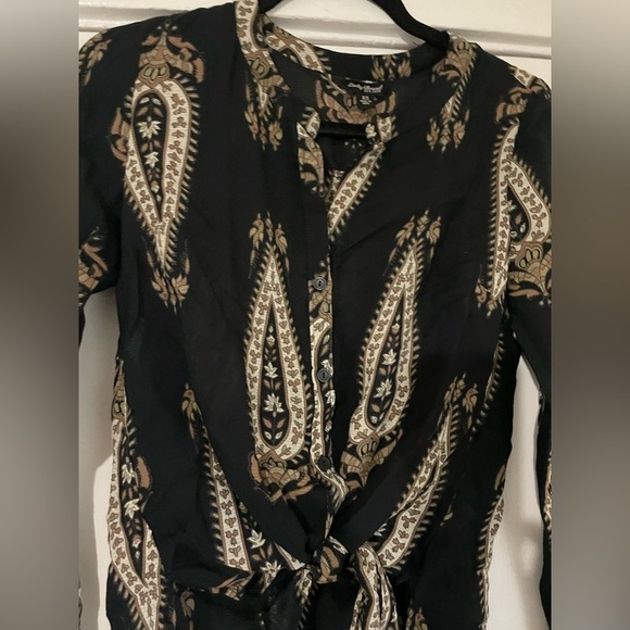 Lucky Brand black Paisley bellflower long sleeve tie up button down top size XS - Picture 5 of 8